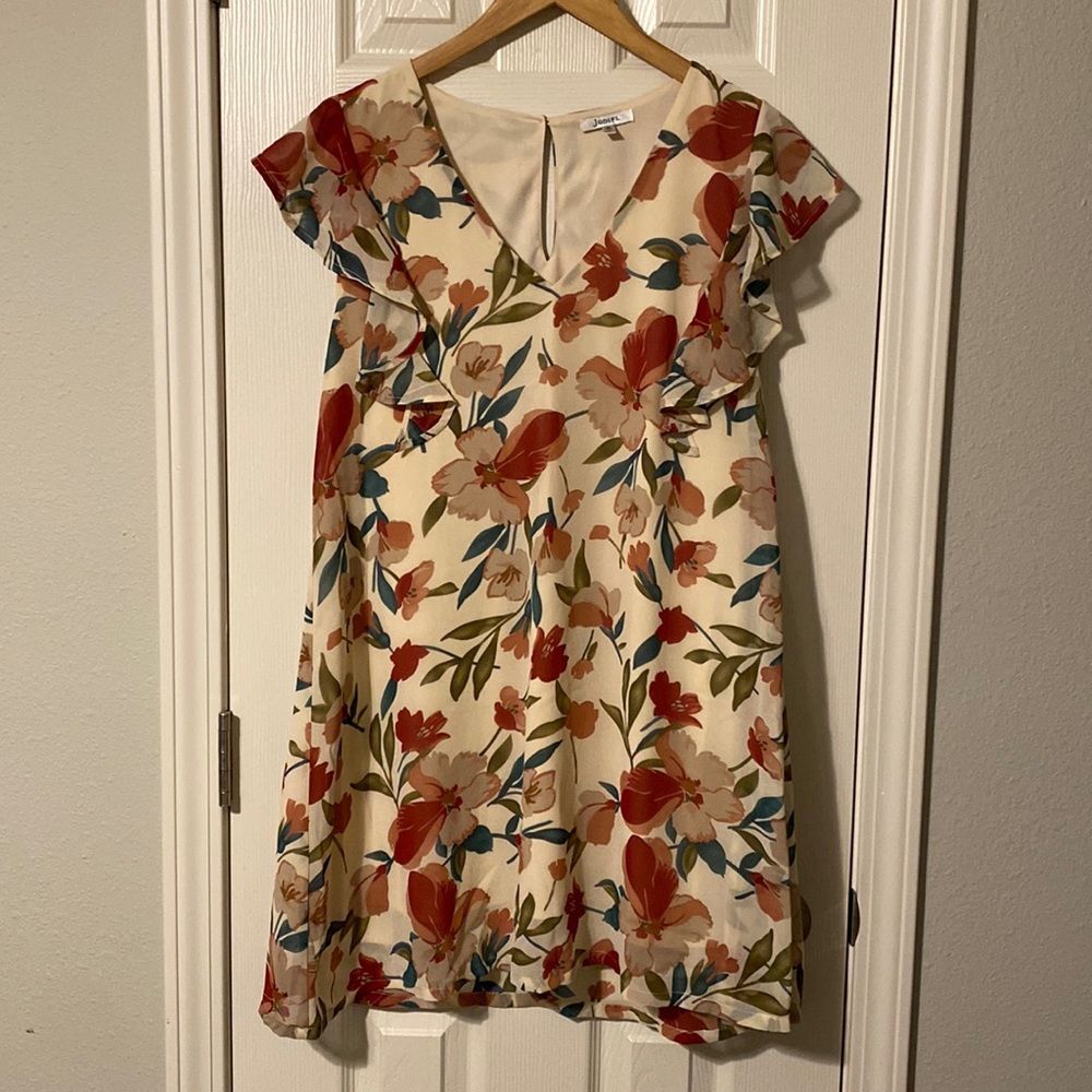 Floral ruffle sleeve dress
